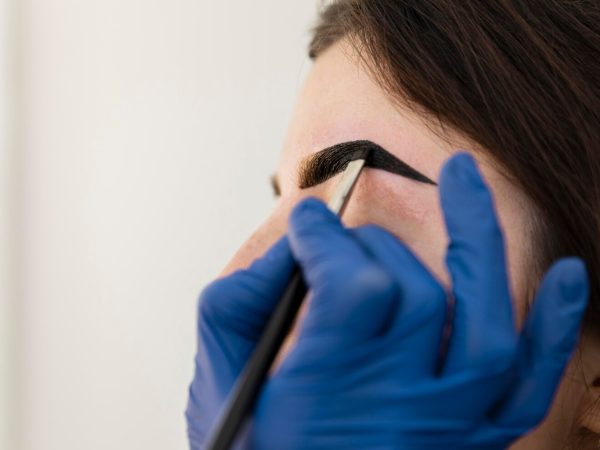 Entenda o Impacto da Henna de Sobrancelha na Definição do Olhar